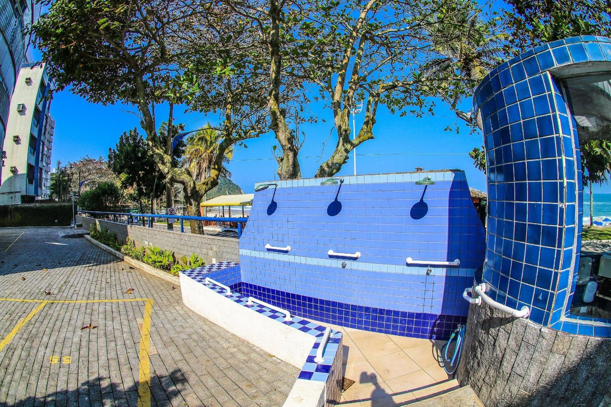 5E - Pé na areia do Guarujá - Praia do Tombo Exterior foto